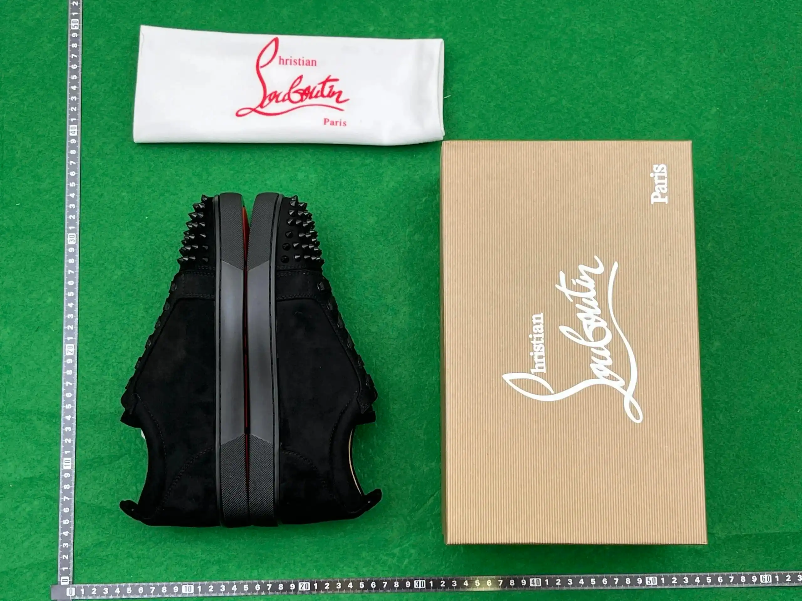 Louis Junior Spikes