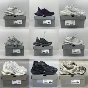 Balenciaga Style 40 Sneakers