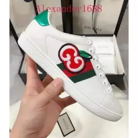 Gucci Shoes (12 Styles)