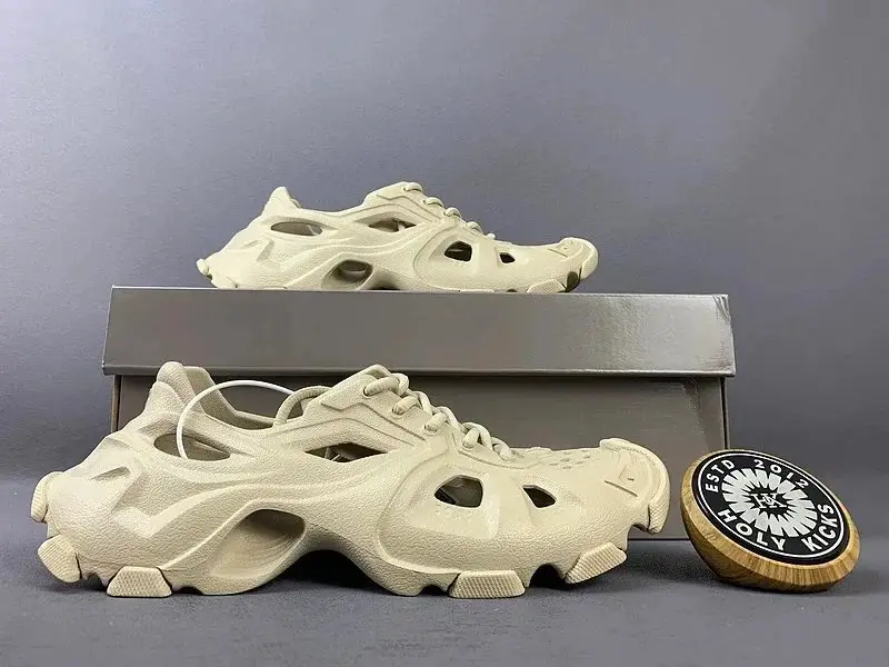 Balenciaga HD