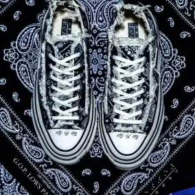 Classic Black and White Canvas Casual Shoes