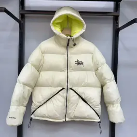 800 Fill Hooded Down Jacket