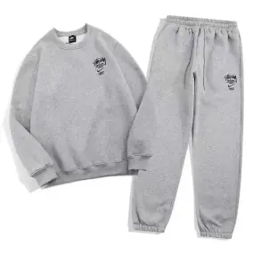 Nike Crewneck Sweatshirt & Jogger Pants Set