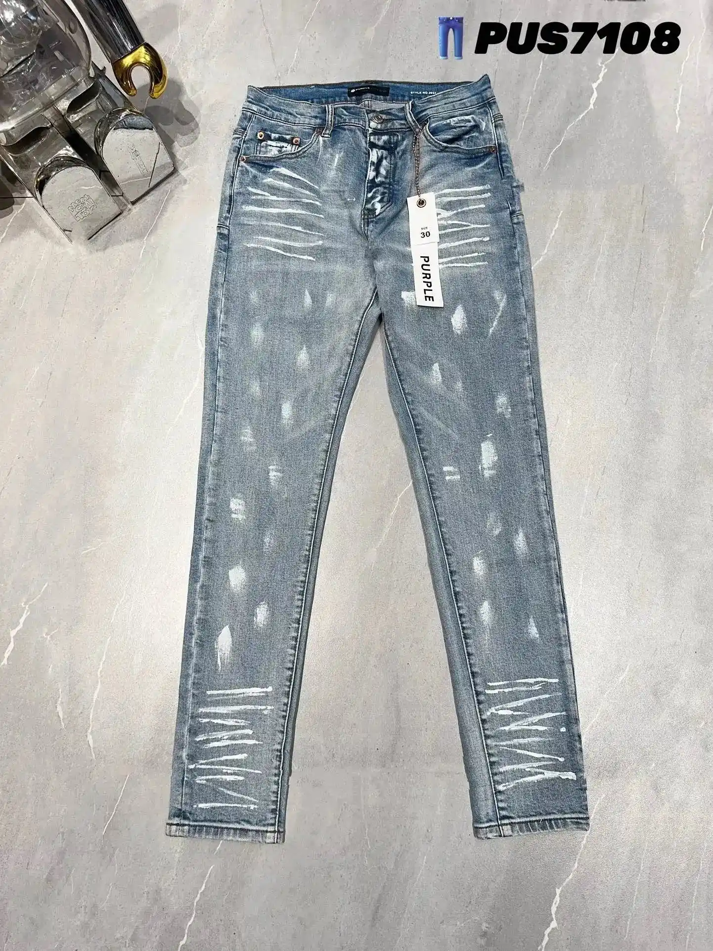 Purple jeans (38 styles)