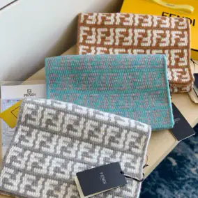 Fendi scarf (5 style)