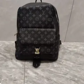 Louis Vuitton Classic Casual Bag
