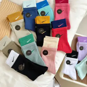 Nike Swoosh Crew Socks [40 styles]