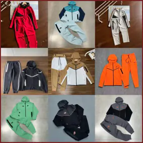 Nike Tech Fleece Hoodie & Pants Set