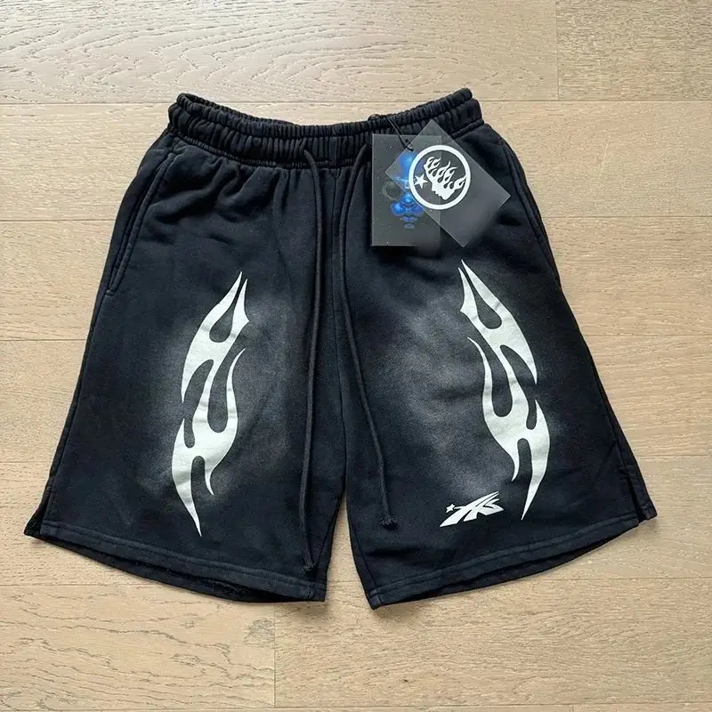 Hellstar Short