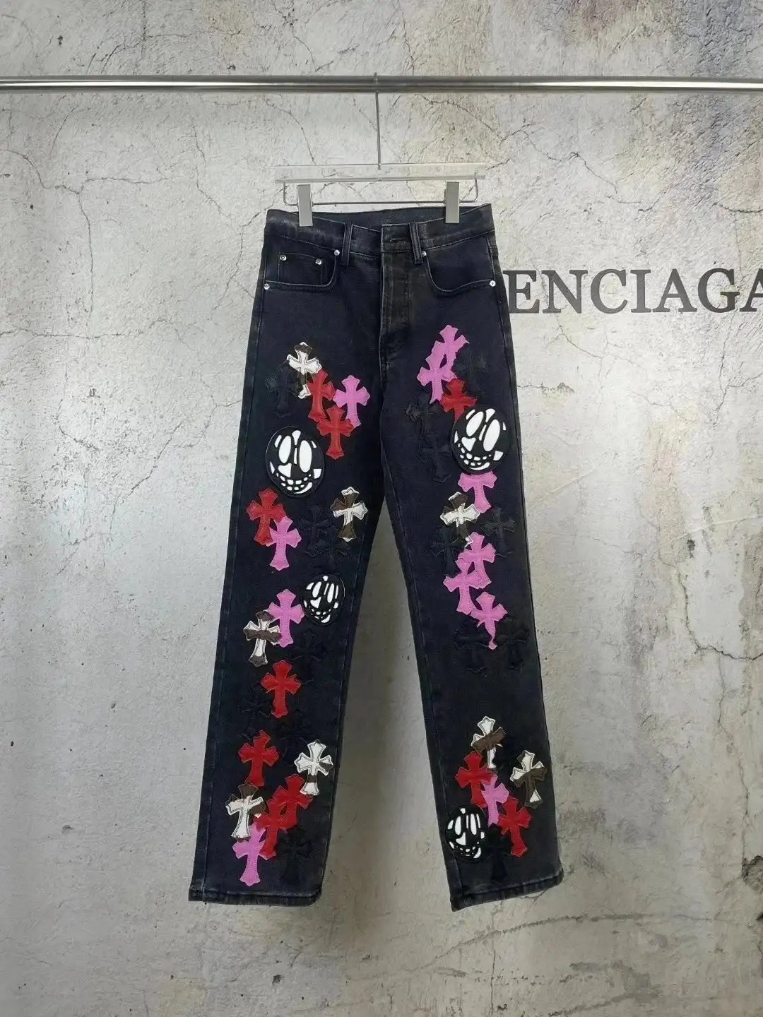 Lightning jeans
