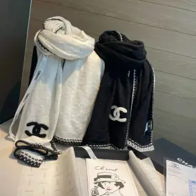 Chanel Cashmere Scarf (15 Styles)