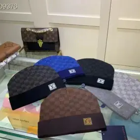 Check-Pattern Knit Beanie