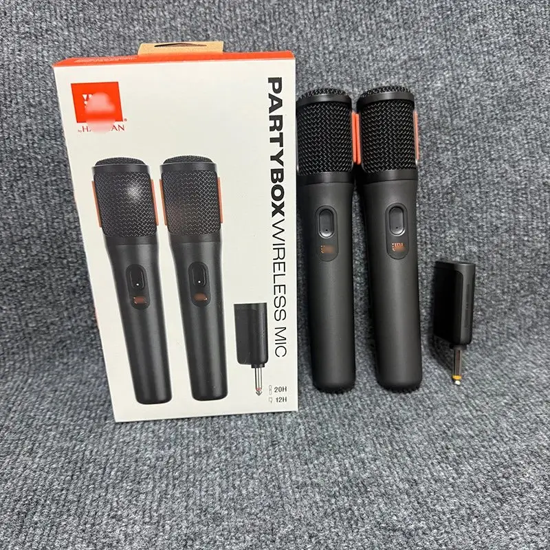 Wireless microphone set view 2