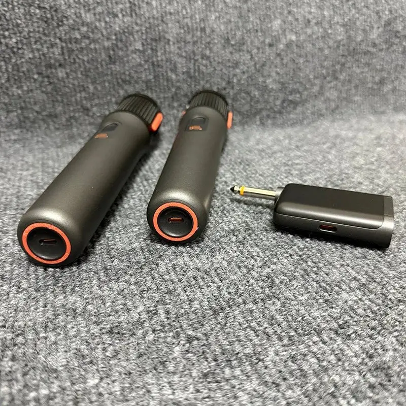 Wireless microphone set view 3