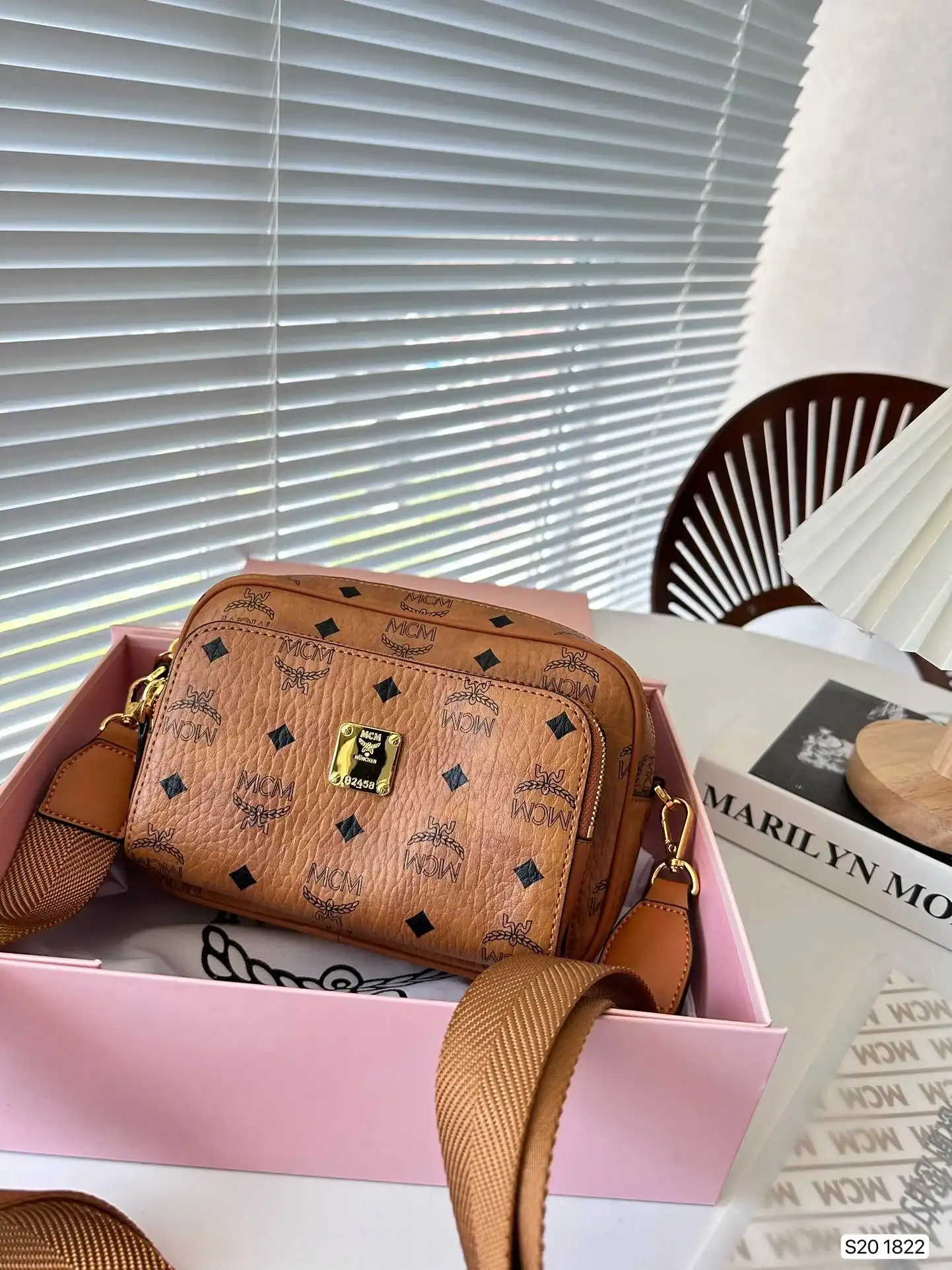 Fashion crossbody bag view 7