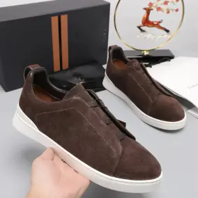 Design Chunky Sneakers