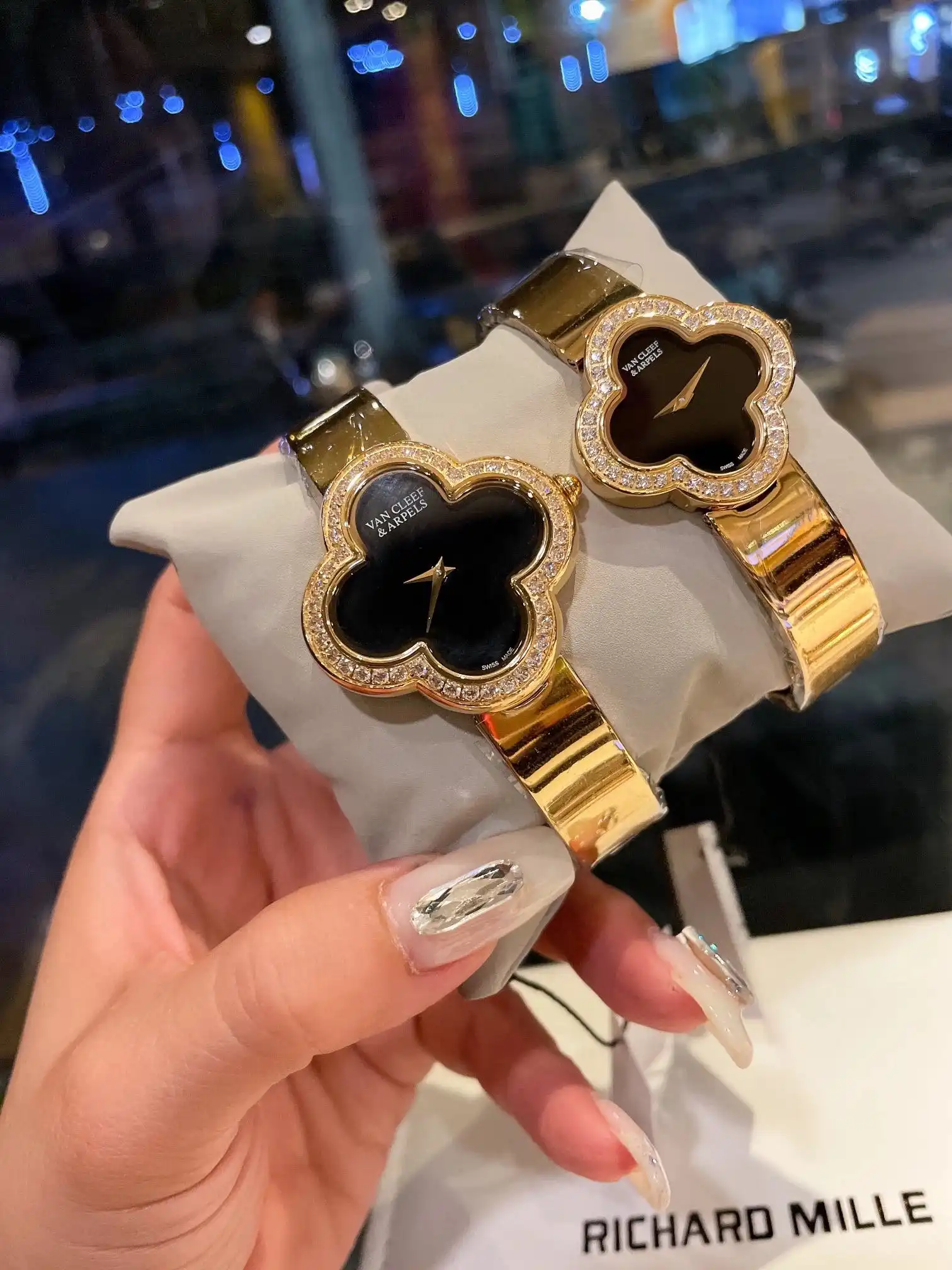 Watch style photo 22
