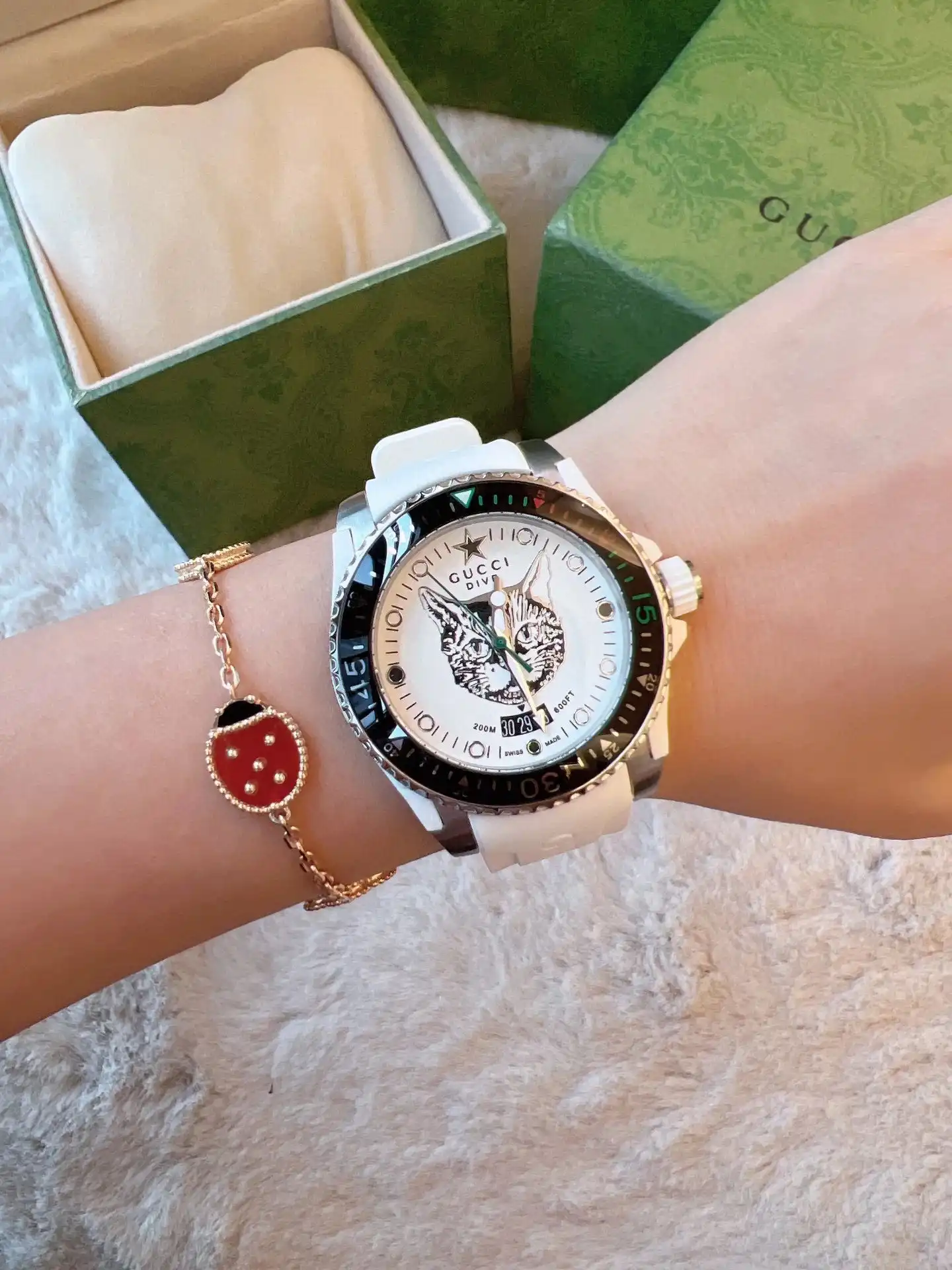 watch image