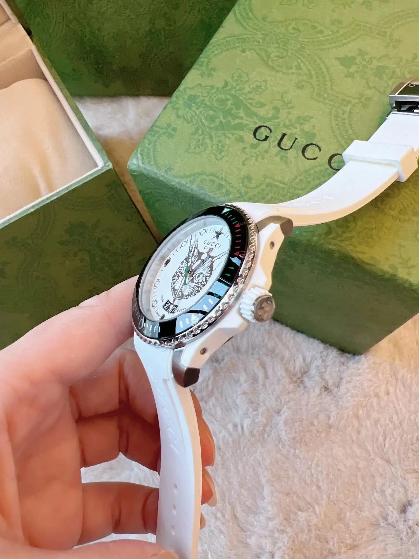 watch image