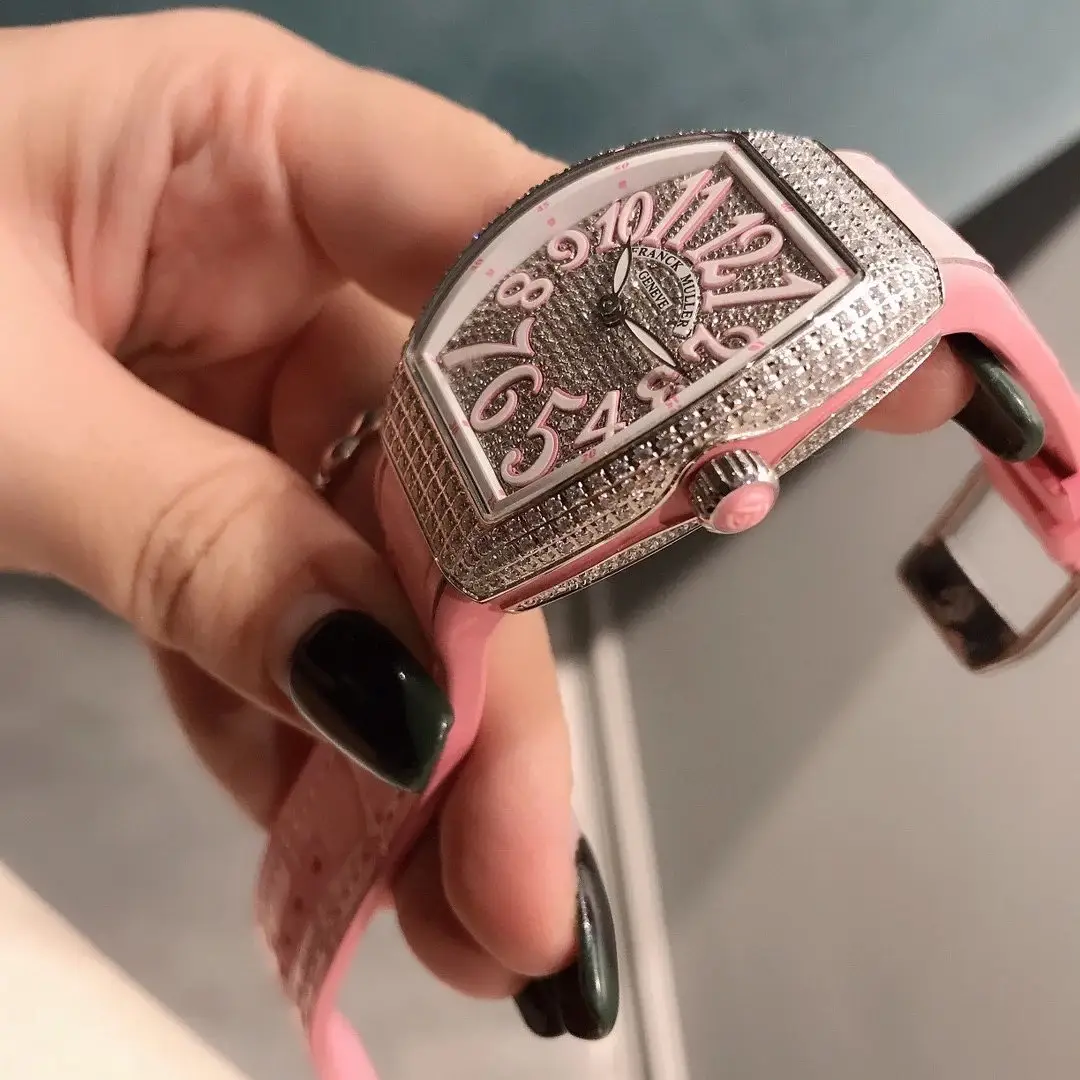 Ladies V32 watch product view 4
