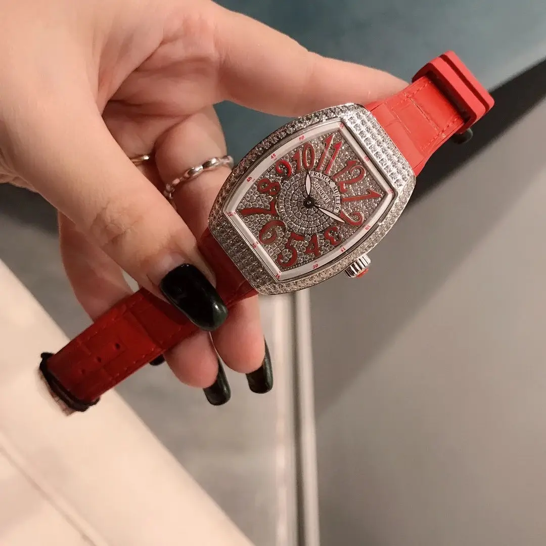 Ladies V32 watch product view 9