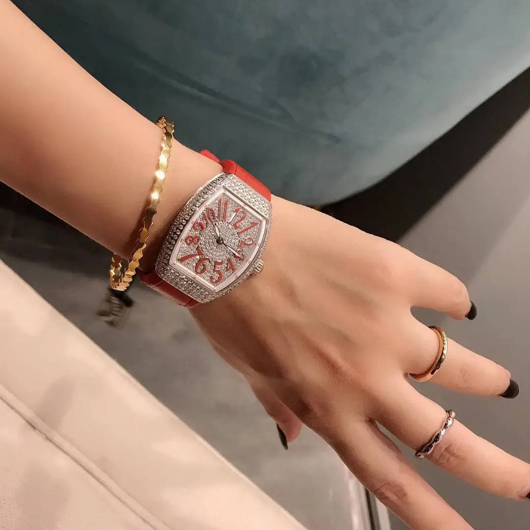 Ladies V32 watch product view 16