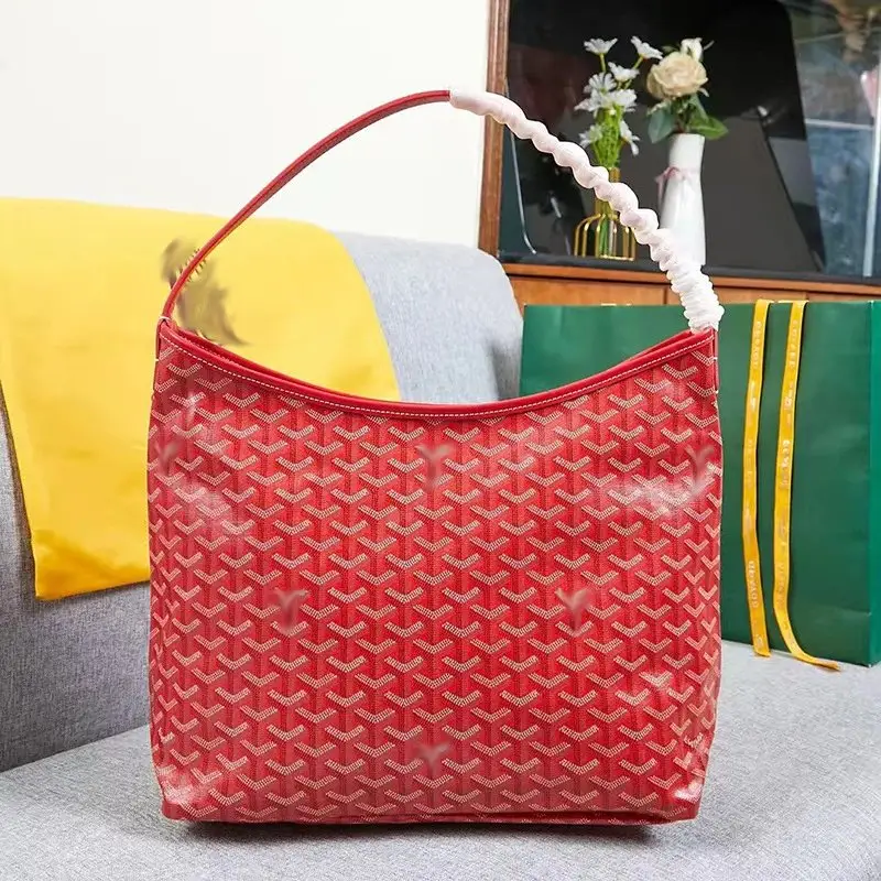 Hobo bag product photo 8
