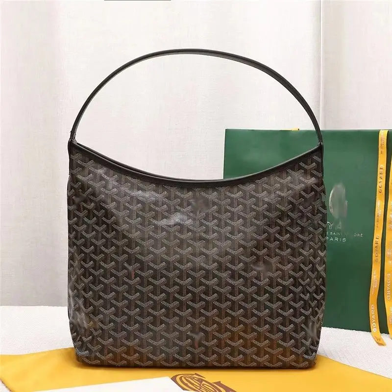 Hobo bag product photo 2