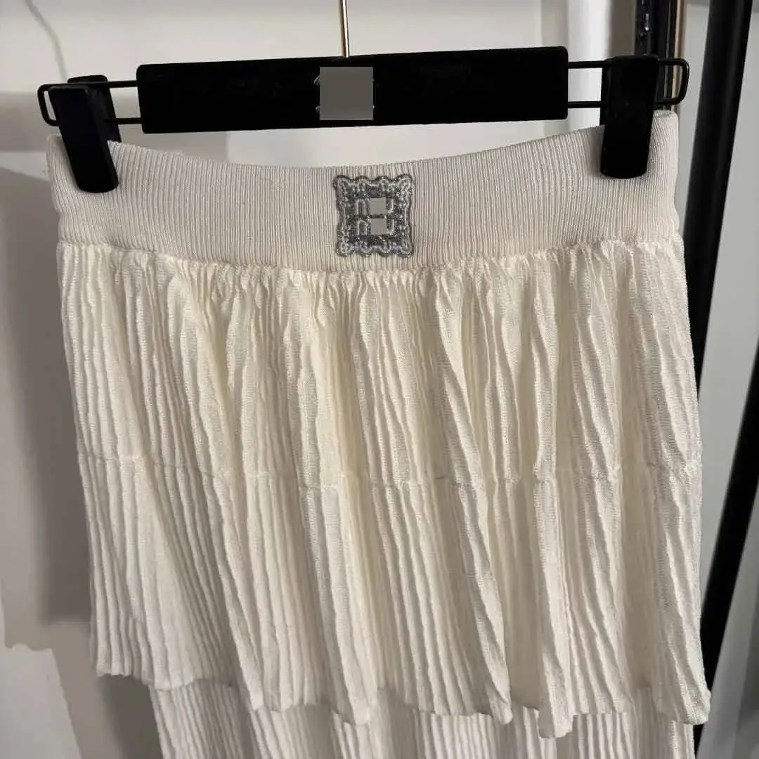 Skirt product photo 4