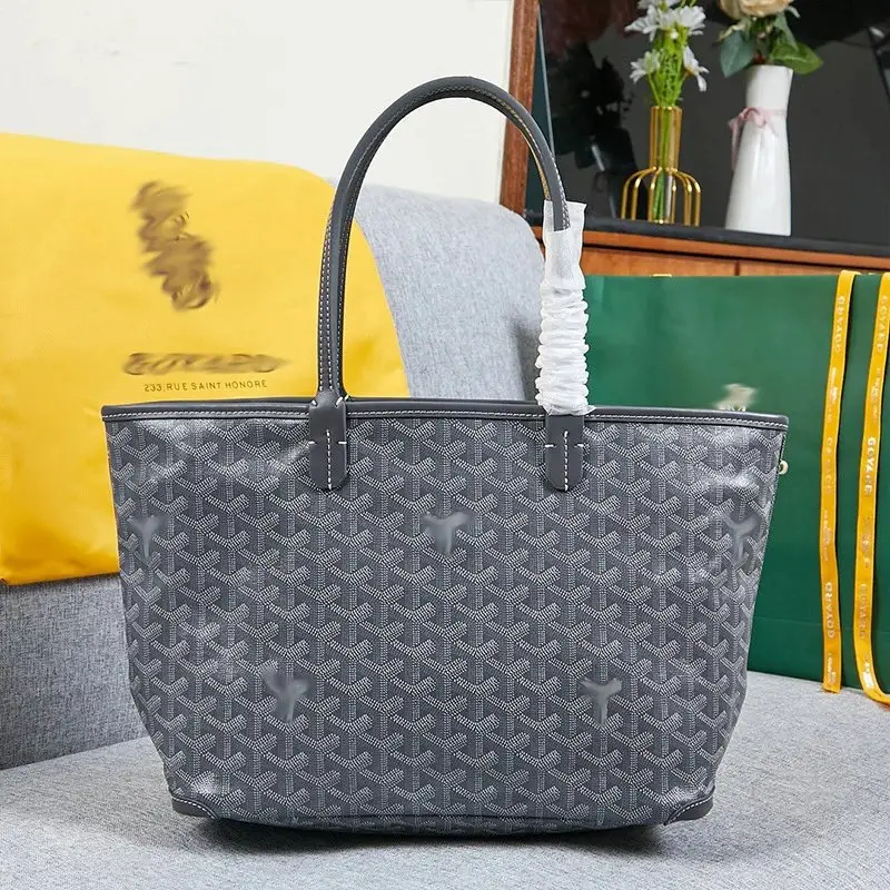 Tote bag photo 11