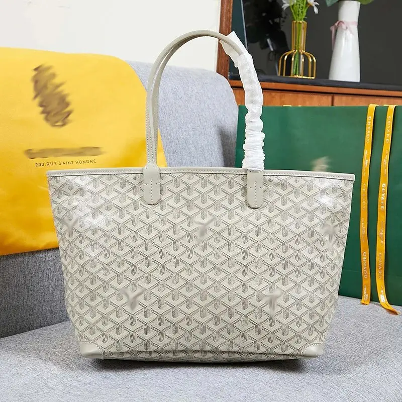 Tote bag photo 17