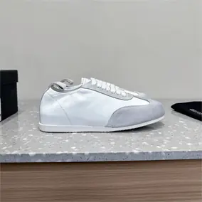 Design Chunky Sneakers [2 styles]