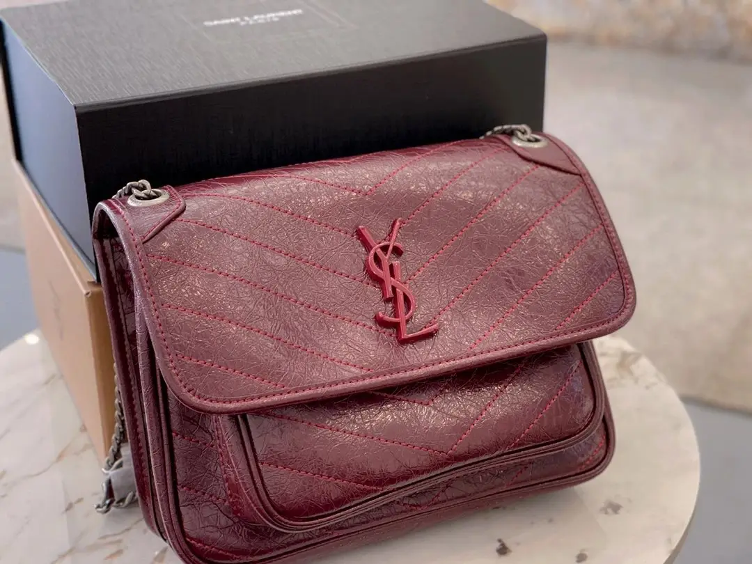 Saint Laurent Chain Bag