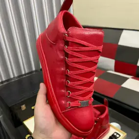 Design Chunky Sneakers [8 styles]
