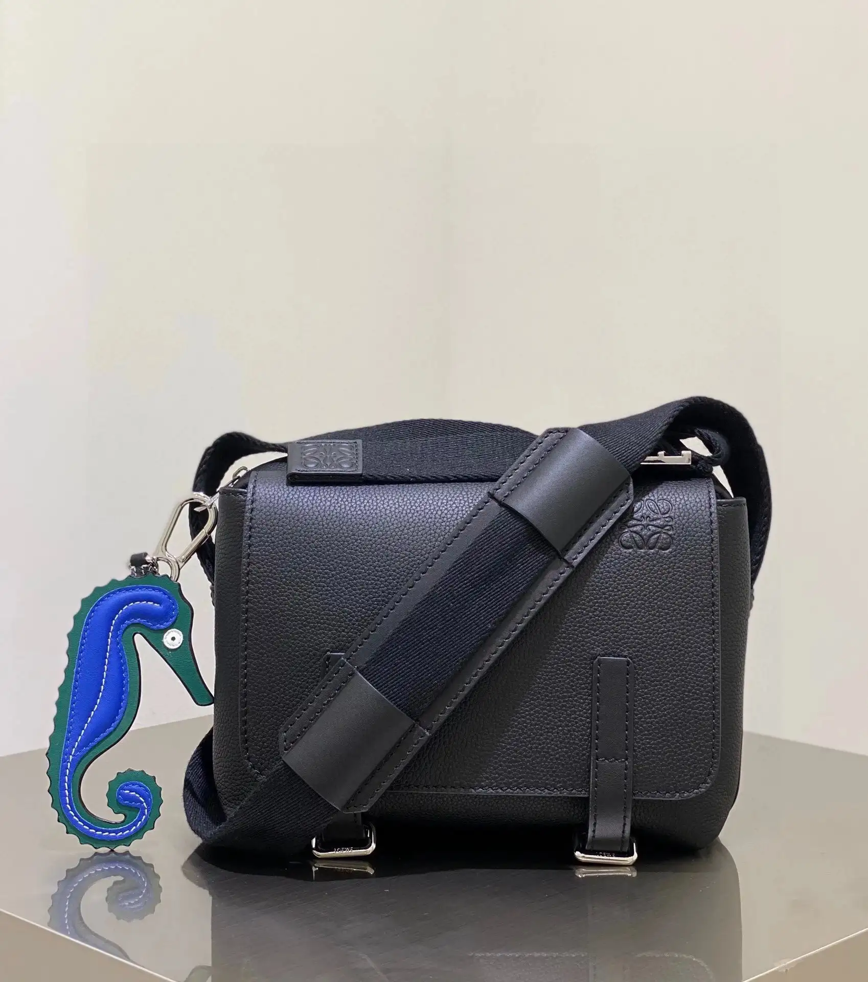 Crossbody bag product view 10