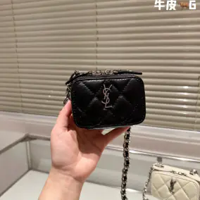 Saint Laurent Chain Bag