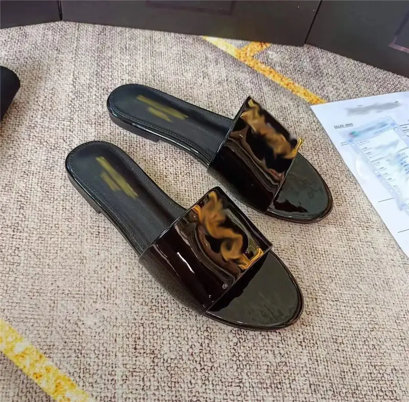 Slip-on slippers style 2