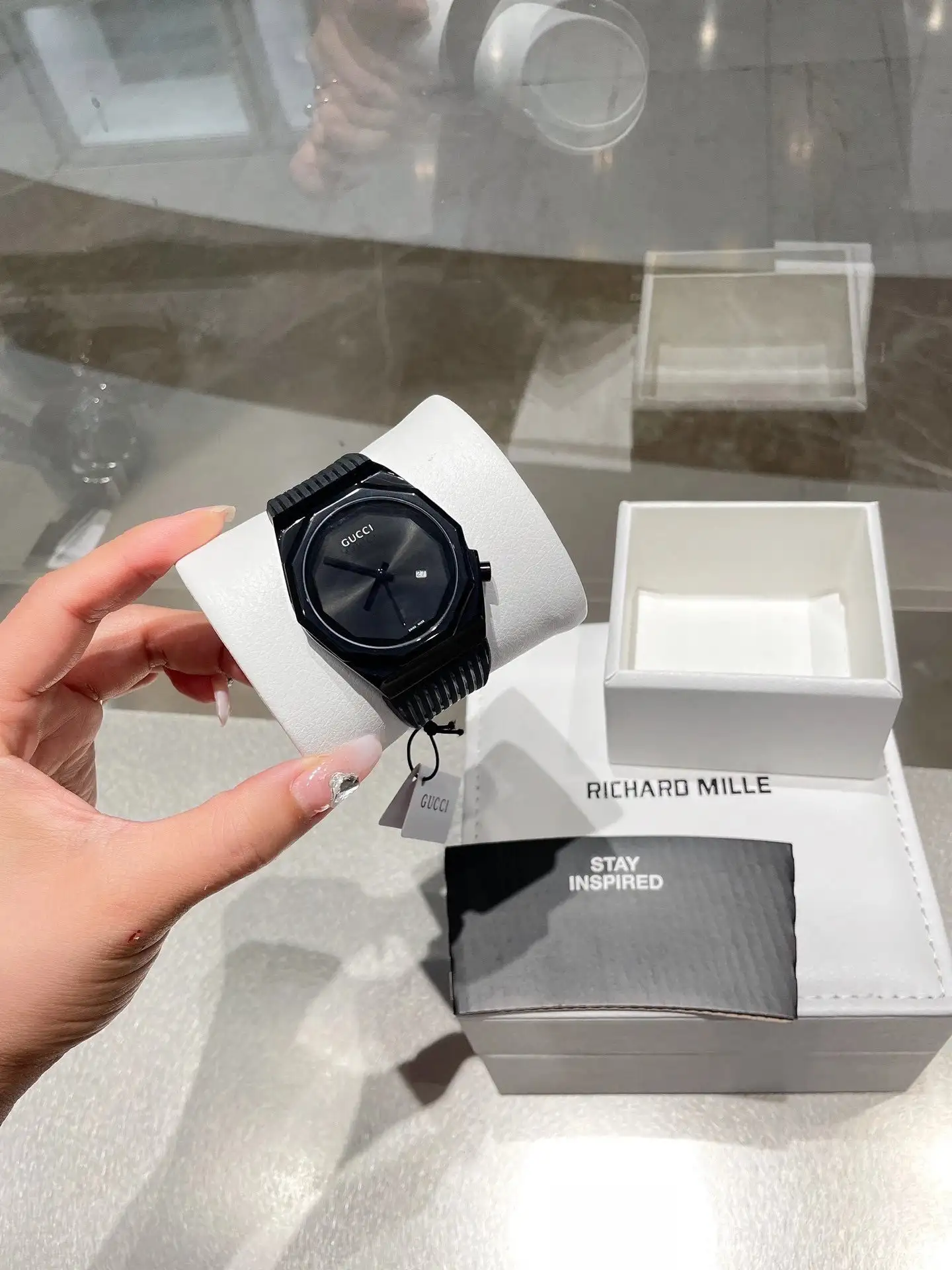 Watch product image 11