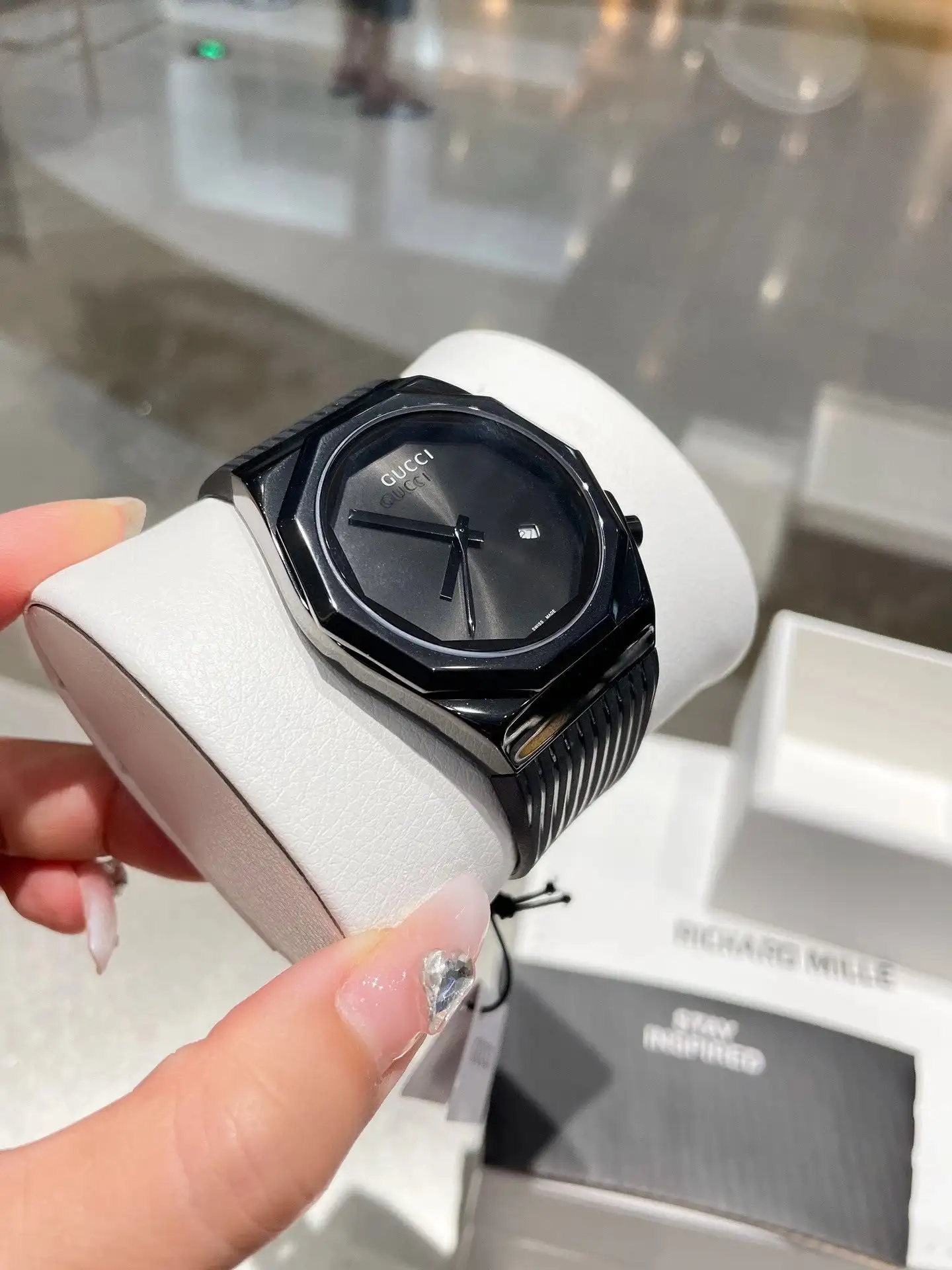Watch product image 12
