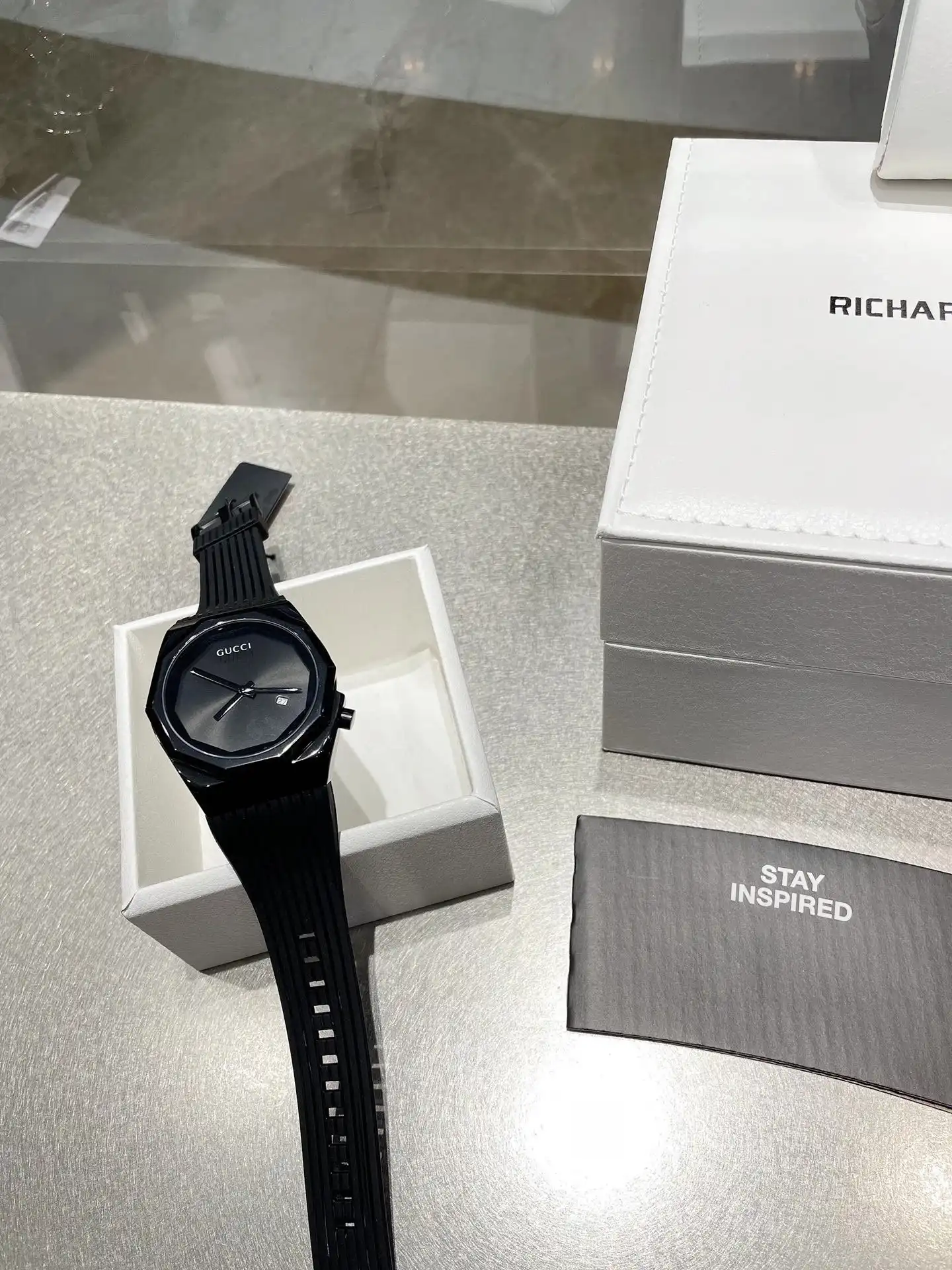 Watch product image 14