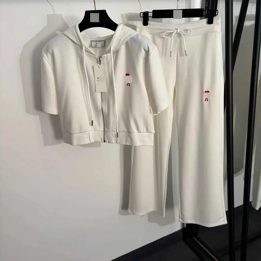 Design casual set product view 2
