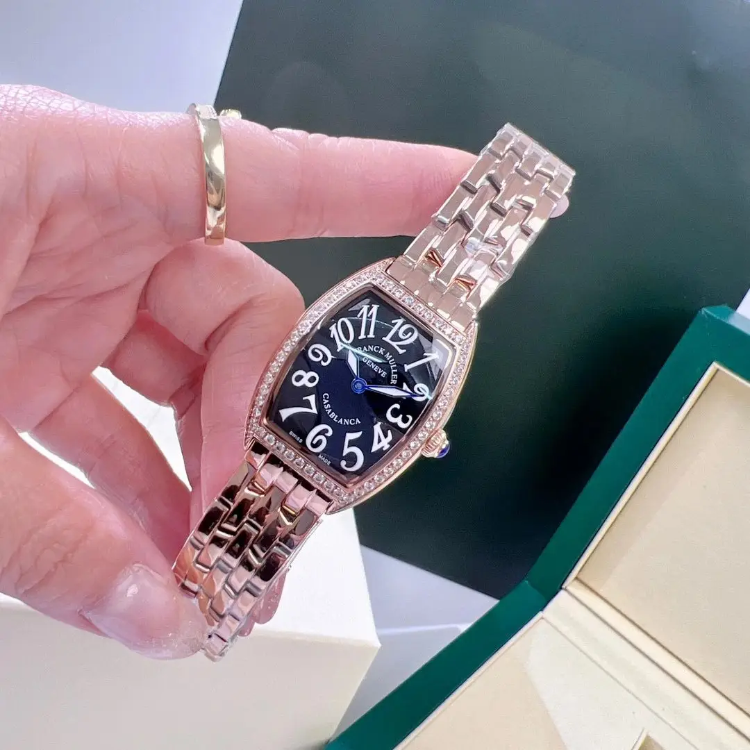 Watch side profile showing case thickness