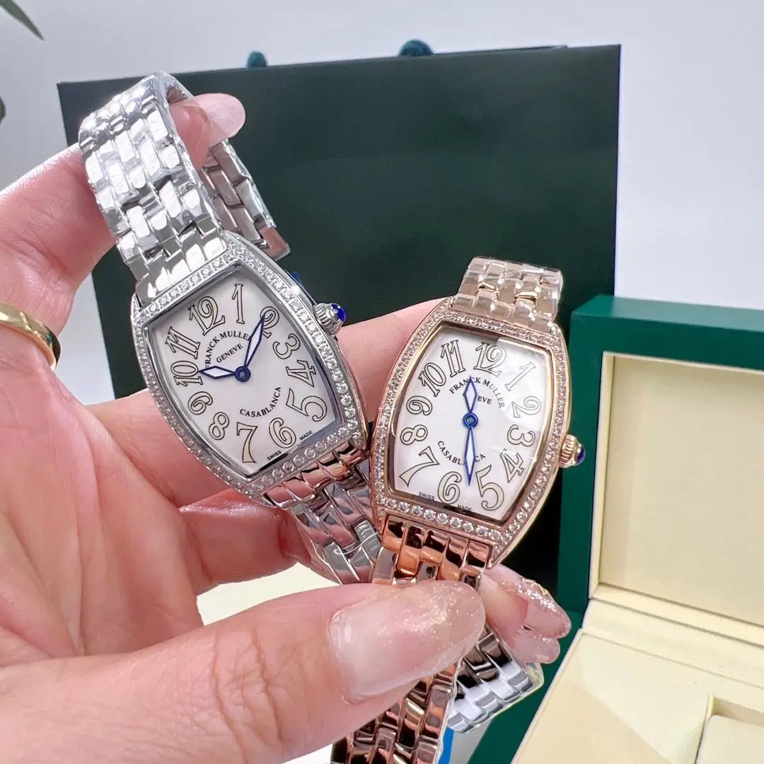 Polished finish highlight on watch case
