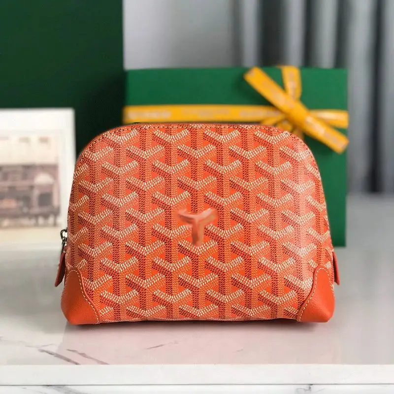 Clutch handbag view 5