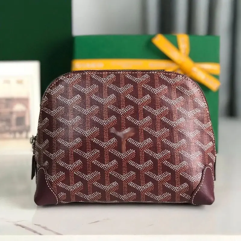Clutch handbag view 11