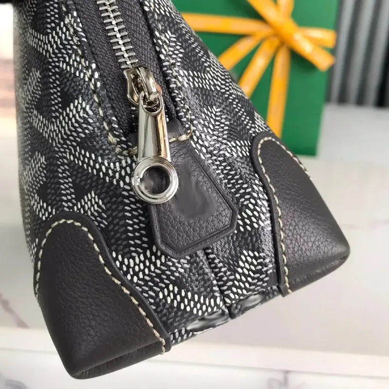 Clutch handbag view 18
