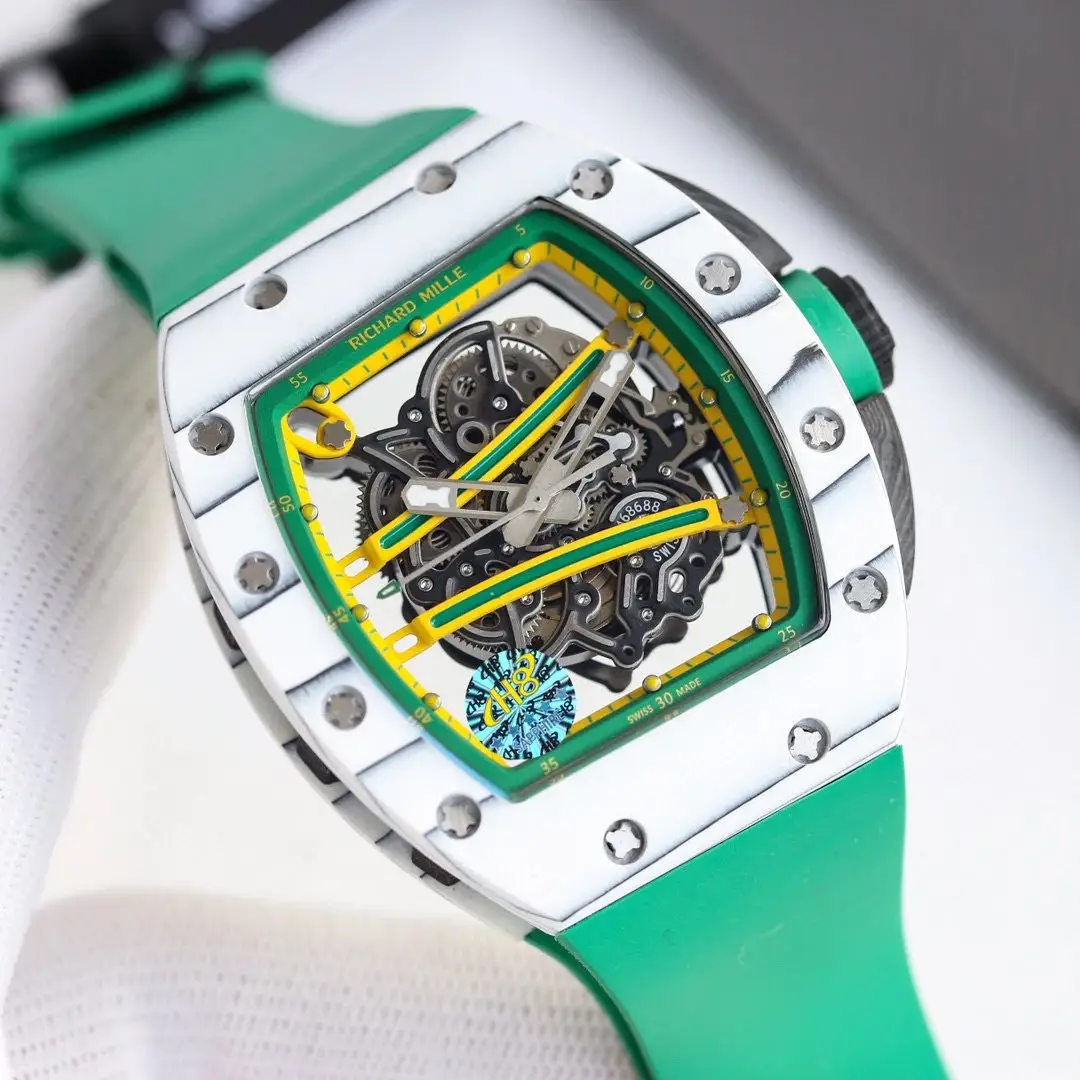 Carbon fiber mechanical watch view 14