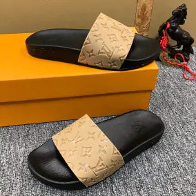 Louis Vuitton Slippers