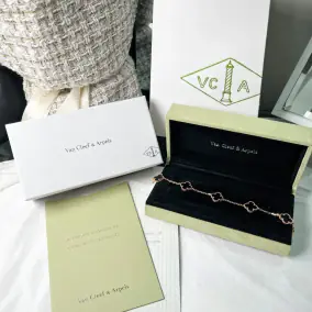 Van Cleef Arpels Bracelets