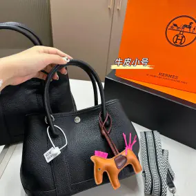 Herm S Handbags
